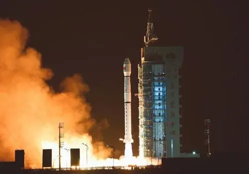 神舟十二號(hào)成功，海外反響熱烈，引發(fā)國(guó)際關(guān)注